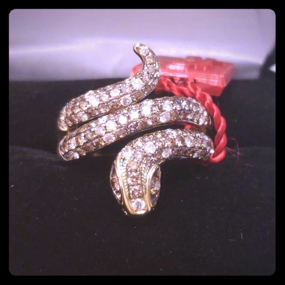 NWT LeVian Red Carpet Limited Edition Serpent Ring - Picture 3 of 4
